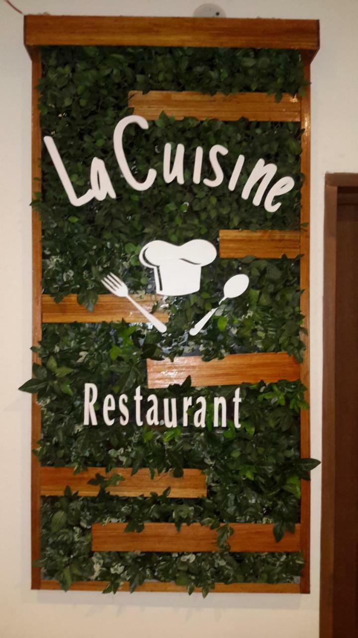 Olives Pleasant Stays Ooty Luaran gambar